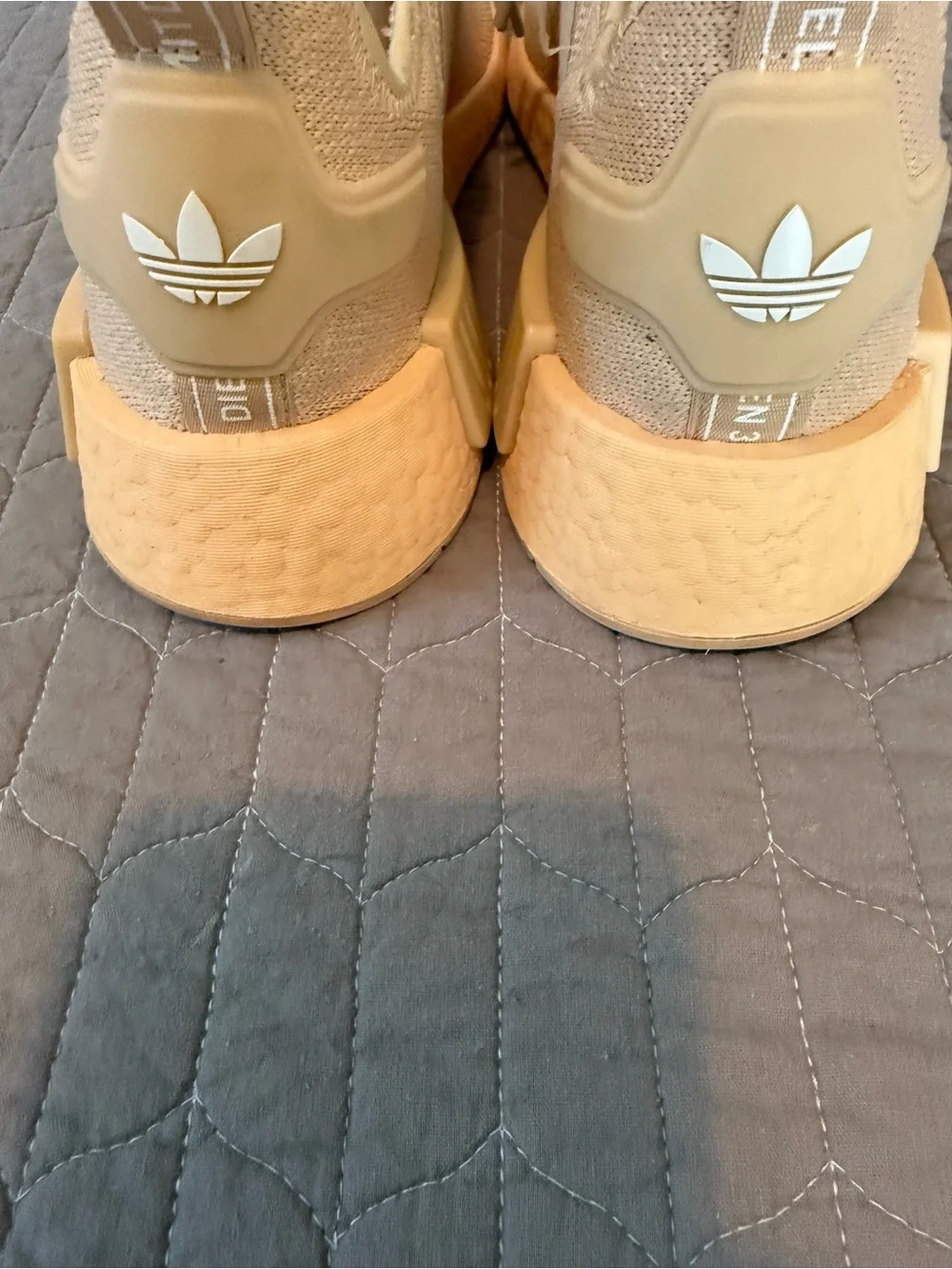 adidas NMD R1 sneaker! - Picture 5 of 10
